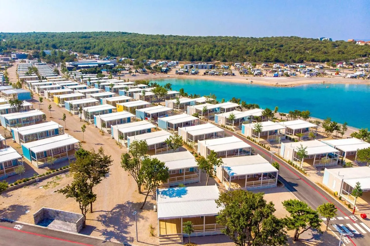Mobile Homes Camping Omisalj 5*,